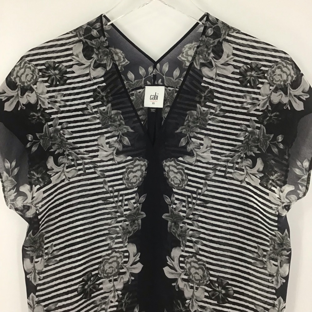 CAbi #5024 Yacht Top - Picture 3 of 10